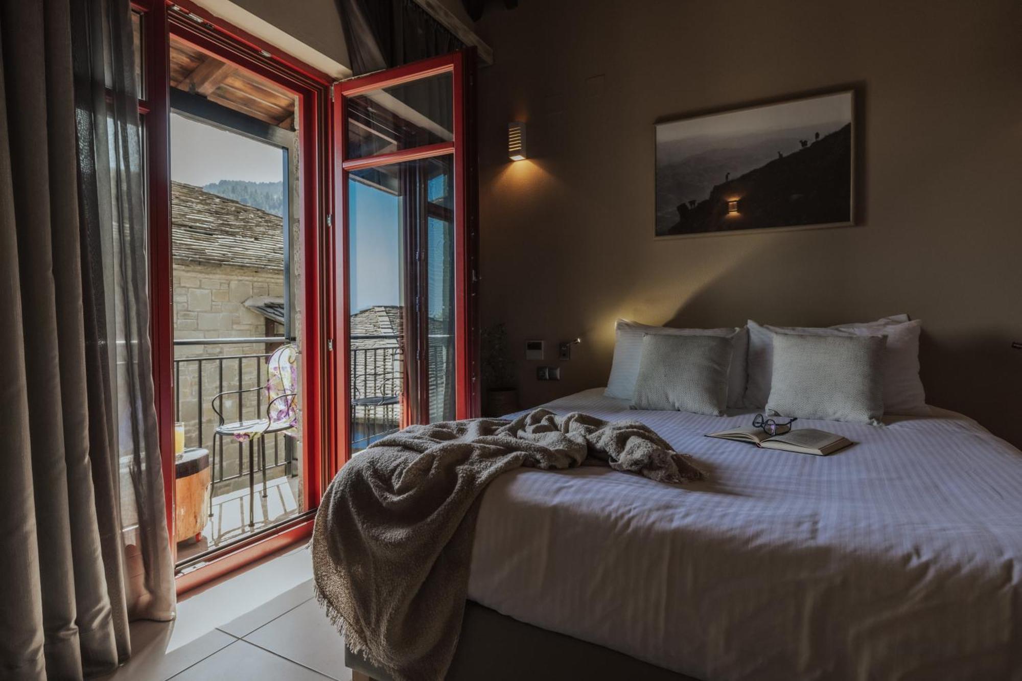 Rouista Tzoumerka Resort Vourgareli Zimmer foto